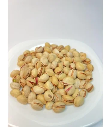 پسته اکبری خام
