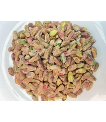مغز پسته اکبری خام