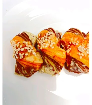 شیرینی خشک چندلایه کنجدی
