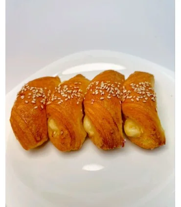 شیرینی خشک 3 گوش کنجدی