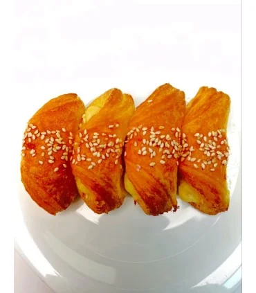 شیرینی خشک 3 گوش کنجدی