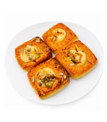 شیرینی خشک تزئینی با مغز