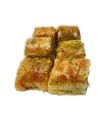 باقوا استانبولی پسته و گردویی