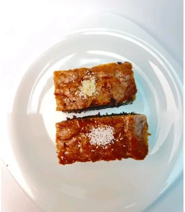 کیک اسفنجی ساده با پودر ناگیل